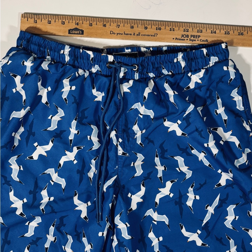 CLUB ROOM Room Seagulls Quick Dry  Size M Springbreak Crusiewear Vacation - Picture 2 of 5